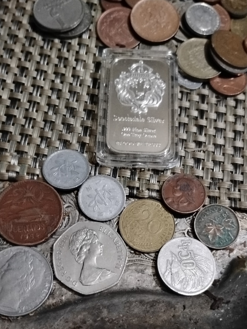 Silver Billion Bar with Mixed Coins - Shiny Silver Accent